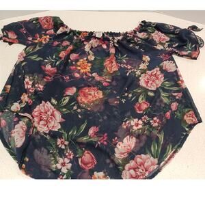 Teenbell Women's off shoulder floral Bluose Size 3XL